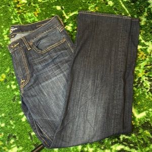 Lucky Brand blue jeans perfect condition.